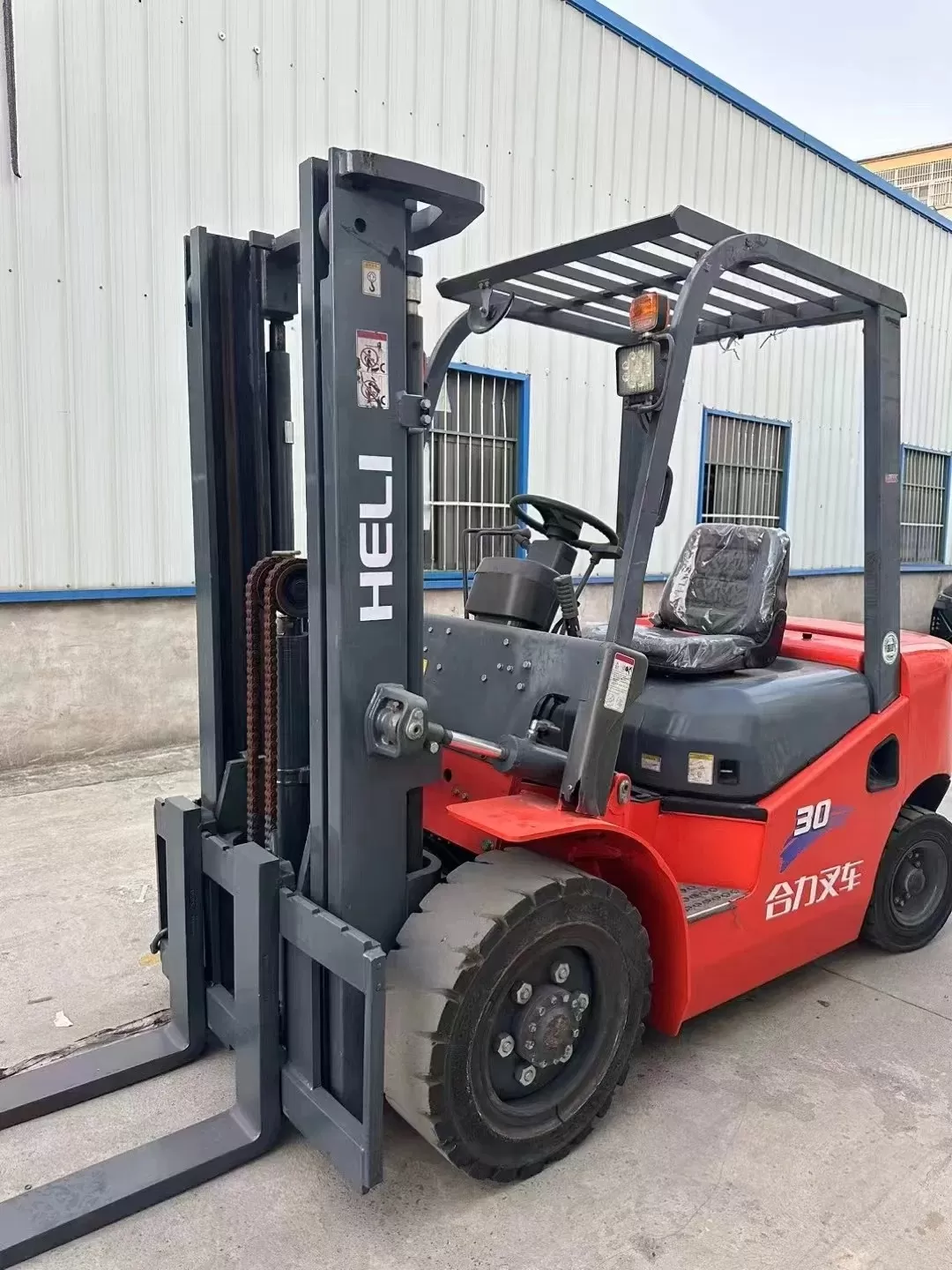 i̇stifadə olunmuş mini dizel forklift heli 3ton forklift