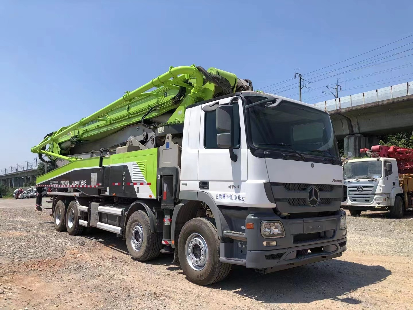 2019 zoomlion bom pump 56m benz şassisində yük maşınına quraşdırılmış beton pompalı avtomobil