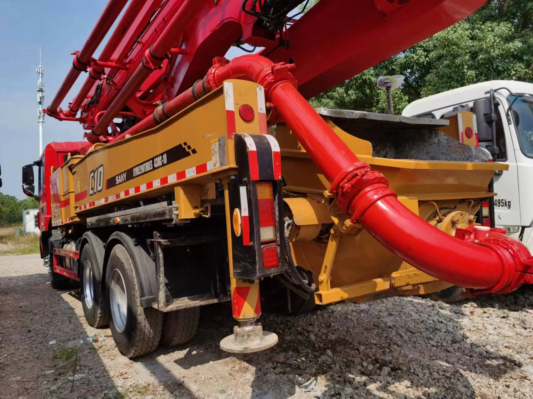 2020 sany truck-a quraşdırılmış beton pompası avtomobil sany şassisində 43m bom pompası